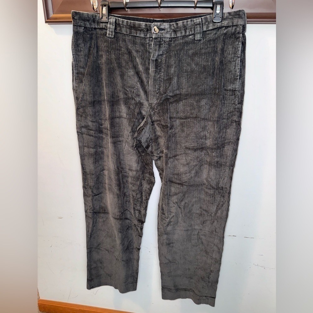 LL Bean Men’s Classic Fit Corduroy Pants Dark Grey Size 38